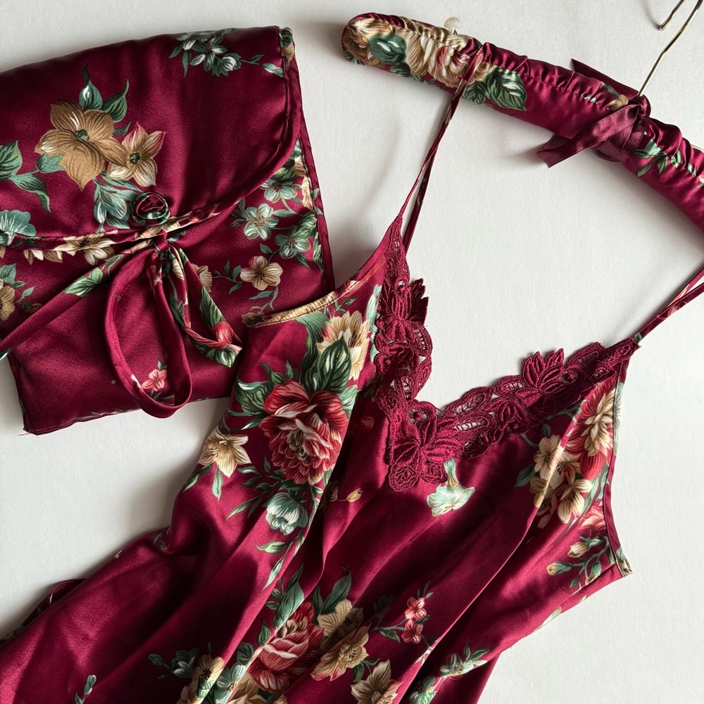 Dentelle 80s Vintage Magenta Floral Satin Lingerie w/ Hanger & Bag Made in USA